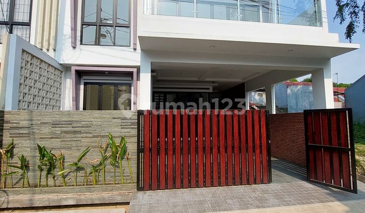 Rumah Baru Lokasi Sangat Strategis Dekat Stasiun Di Jurangmangu