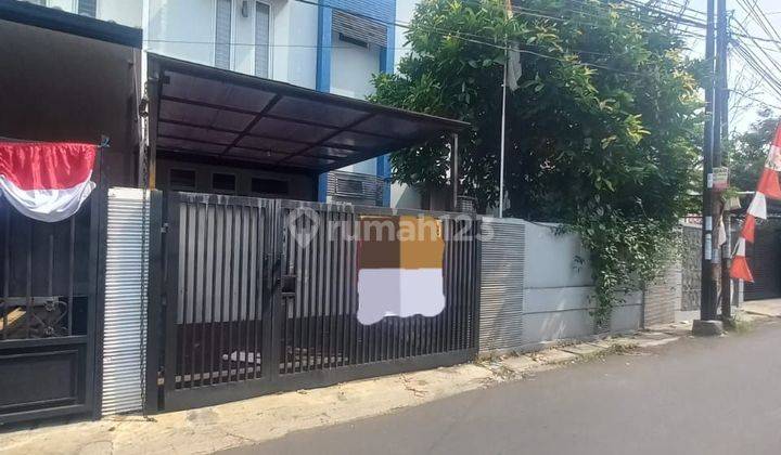 Rumah 2 Lantai Siap Huni Ada Taman Depan Dan Belakang Di Rempoa 2