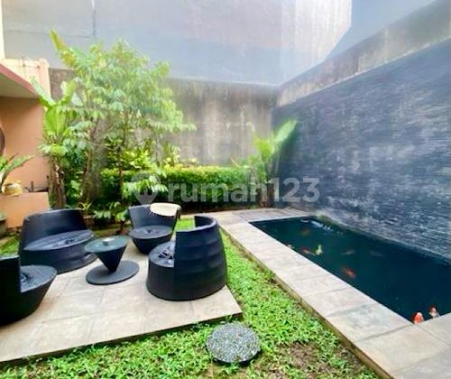 Rumah Cantik Terawat Baik Wilayah Cukup Strategis Di Veteran 2