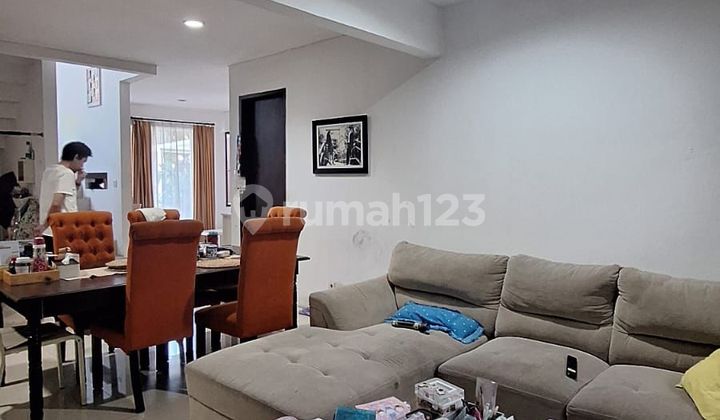 Rumah Minimalis Modern Dalam Cluster Ekslusif di Bintaro Sektor 9