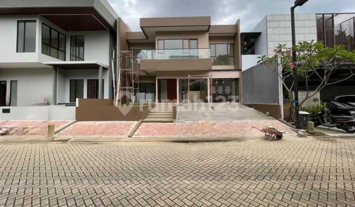 New House Clean Environment in a Cluster in Bintaro Sector 7