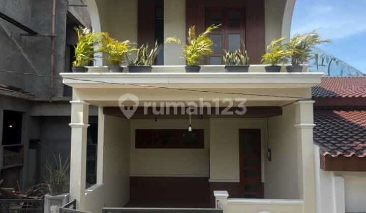 Rumah Baru 3 Lantai Dalam Komplek di Dekat Bintaro Sektor 9