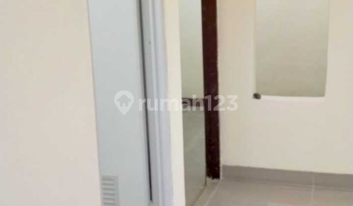 Rumah Baru Renovasi.dekat Tol.jelupang.serpong Park. 2