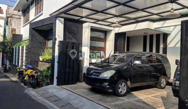  Rumah Semi Furnished di Pejaten Barat Jakarta Selatan Siap Huni 1