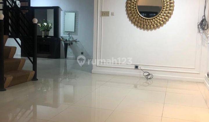 Rumah Pondok Indah Siap Huni Semi Furnished 2