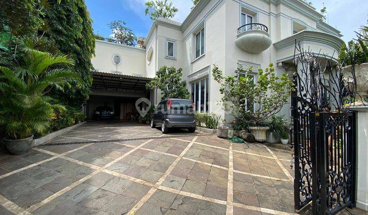 Rumah Mewah American Classic Jagakarsa Halaman Luas 2