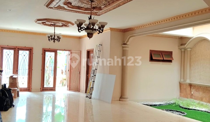 Rumah Halaman.luas Dekat Tol.di.rc.veteran  2