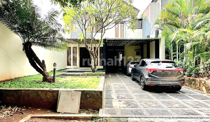 Rumah Hoek Dengan Kolam.renang Antasari Cipete Dekat Scbd