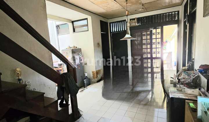 House Needs Renovation Quick Sale Sector 2 Bintaro Jaya. 2