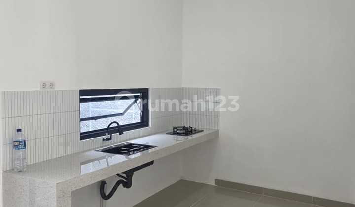 Rumah Baru 2Lantai Bukit Nusa Indah Dekat Tol 2