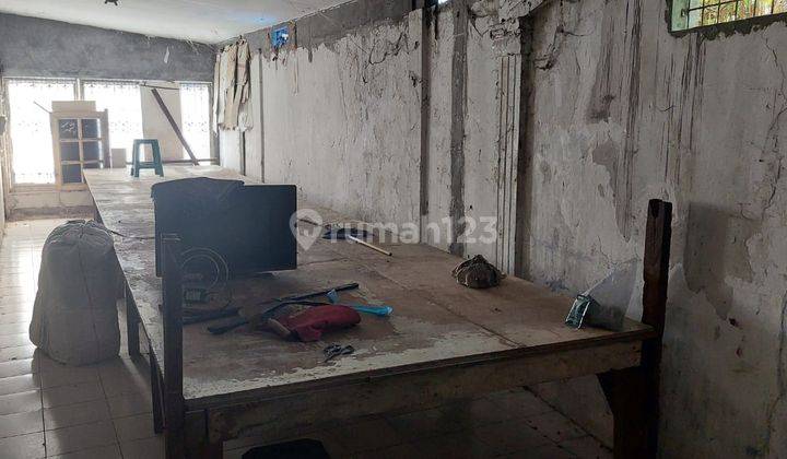 Rumah Hitung Tanah Pinggir Jalan Pesanggrahan Jakarta Selatan 2