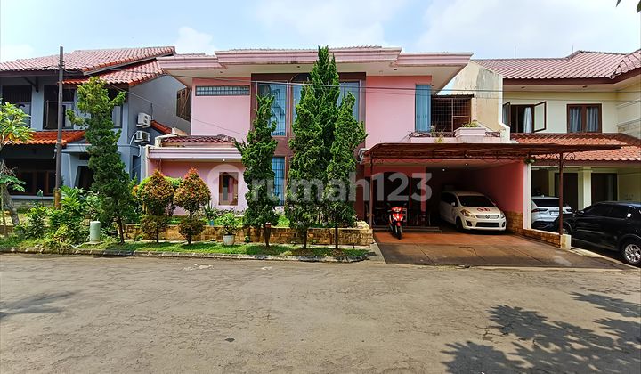 Pink House In.Cluster Sector 8 ******** Near Toll Pink House In.Cluster Sector 8 ******** Near Toll