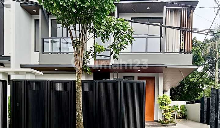 New Minimalist Corner House Griya Loka.bsd.near Rawa Buntu Station 2