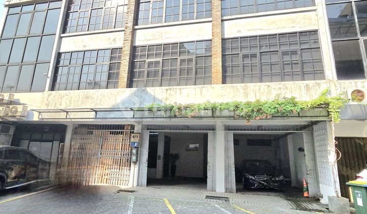 Ruko Gandeng.dekat Stasiun Cikini SHM Raden Saleh Furnished Ruko Gandeng.dekat Stasiun Cikini SHM Raden Saleh Furnished