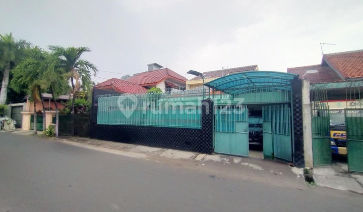 Rumah Semi Furnished Johar Baru.salemba.dekar.stasiun Sentiong Rumah Semi Furnished Johar Baru.salemba.dekar.stasiun Sentiong