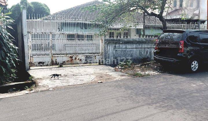 Rumah Hitung Tanah Pinggir Jalan Pesanggrahan Jakarta Selatan 1