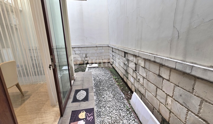 Rumah Semifurnished Dibawah Pasaran Dekat Mall.stasiun Pejaten