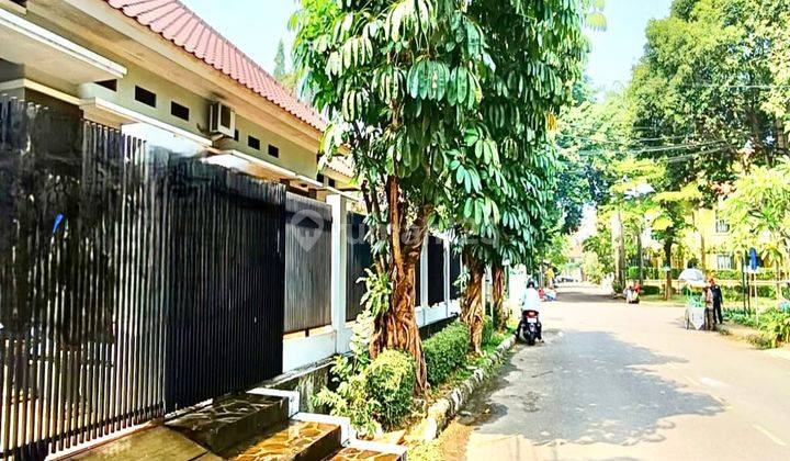 Rumah Halaman Luas Sektor 9 Bintaro Jaya Strategis 1