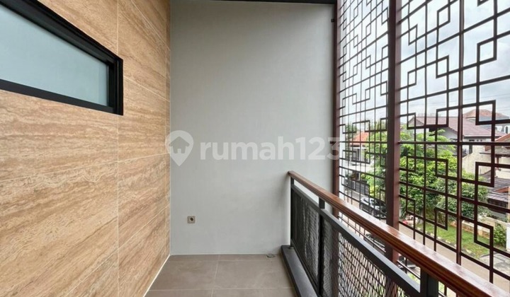 Baru..Layout Lapang, Hanya 1 Unit, Jalan Lebar 4 Mobil, Hrg Nego 2