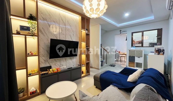 Ready to Occupy in Graha Raya, Quiet neighborhood, near schools, Negotiable