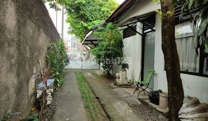 Rumah Tua Hitung Tanah Di Petamburan, Bisa Utk Usaha, Jalan Ramai 2