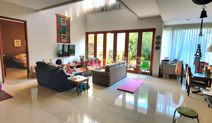 Lokasi Asri, Luas Tanah 389 M2 di Giriloka, Dkt Al-Azhar, Ursula