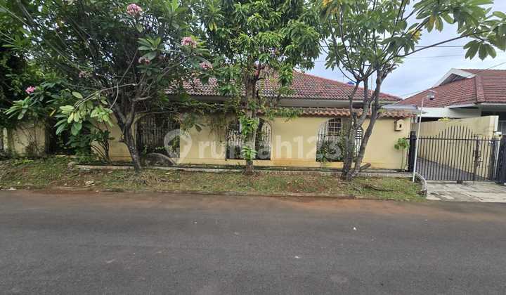 Rumah 1 Lantai Perlu Renovasi Jalan Lebar di Bintaro Sektor 3 2
