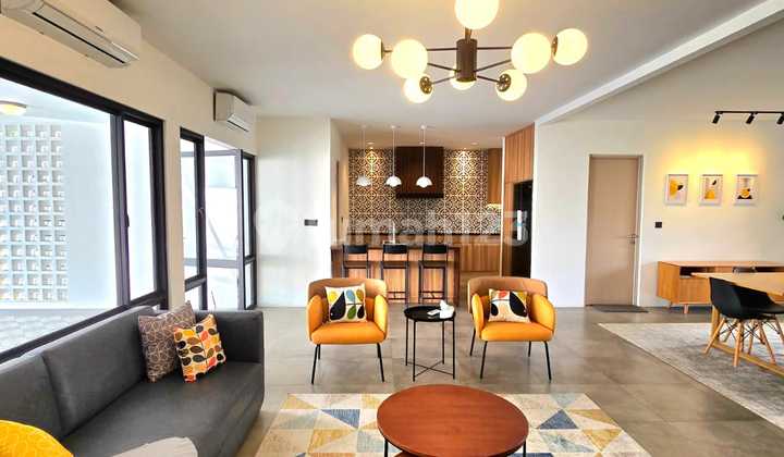 Rumah Baru Semi Furnished Dengan Kolam Renang Pribadi Di Cipete