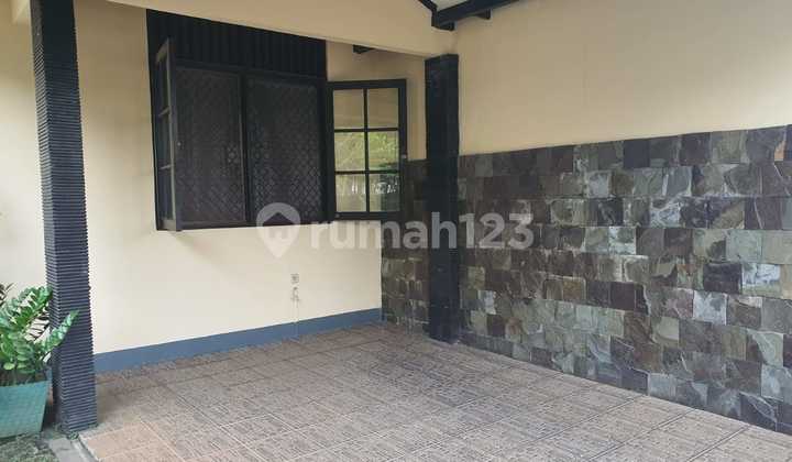 Rumah Asri Hoek Lingkungan Nyaman di Bintaro Jaya Sektor 2 2