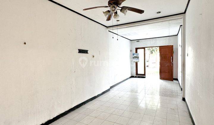 Rumah Hitung Tanah Lingkungan Nyaman Di Graha Raya Bintaro 2