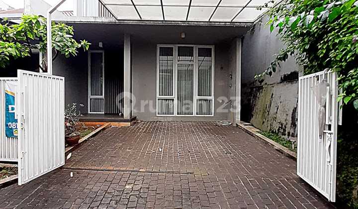 Rumah Baru Lokasi Dekat Pasar Modern di Bintaro Jaya Sektor 9