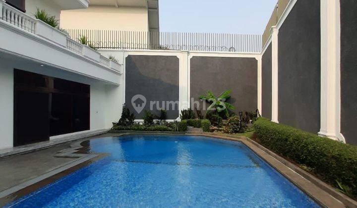 Rumah Semi Furnished Ada Kolam Renang Di Perumahan Pondok Indah 2