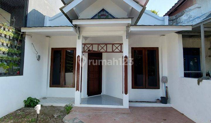 Rumah Sudah Renovasi Atap Baja Ringan Lokasi Strategis Di Bintaro 1