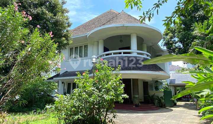 Rumah Berada Di Kawasan Protokol Paling Premium Di Menteng 2