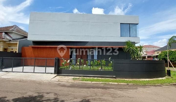 Rumah Baru Full Furnished Hadap Timur Lokasi Di Bsd City