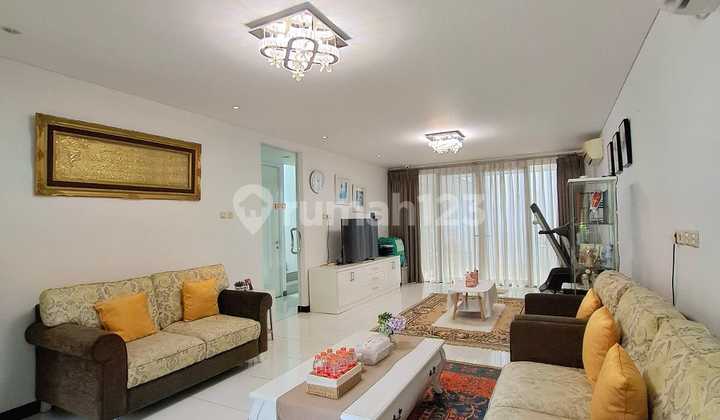 House in a Cluster with a Beautiful and Comfortable Environment in Veteran 2