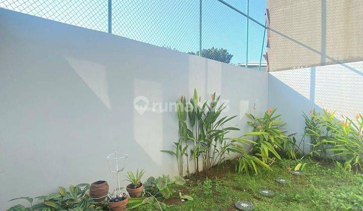 Rumah Hadap Barat Ada Taman Belakang Di Bintaro Jaya Sektor 9 2