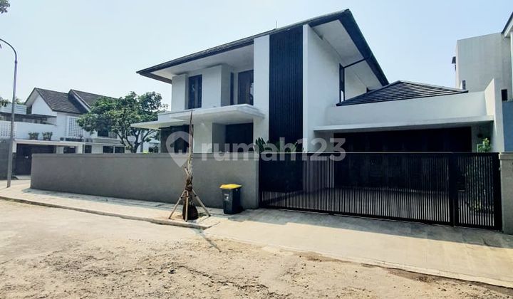 House with Good Lighting and Air Circulation in Bintaro Jaya