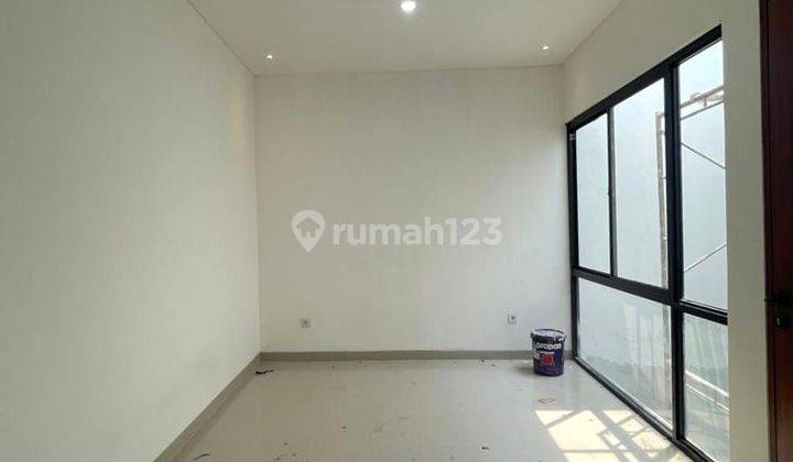 Rumah Baru Desain Modern Dalam Cluster Di Bintaro Sektor 9 2