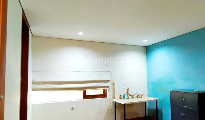 Rumah Hoek Modern Semi Furnished Di Perumahan Bintaro Sektor 9 2