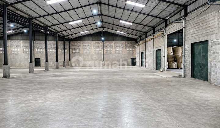 For Rent !! Warehouse on the Main Roadside of Balaraja, Area 1,730 Square Meters For Rent !! Warehouse on the Main Roadside of Balaraja, Area 1,730 Square Meters