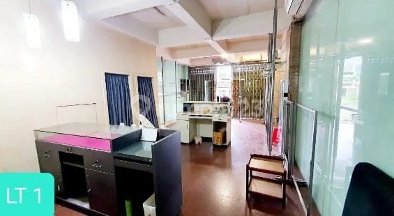 For Rent: 4-Story Shop House in Bunguran, Surabaya Near Pasar Atom, Pengampon, ITC, Kapasan, Pabean Cantikan