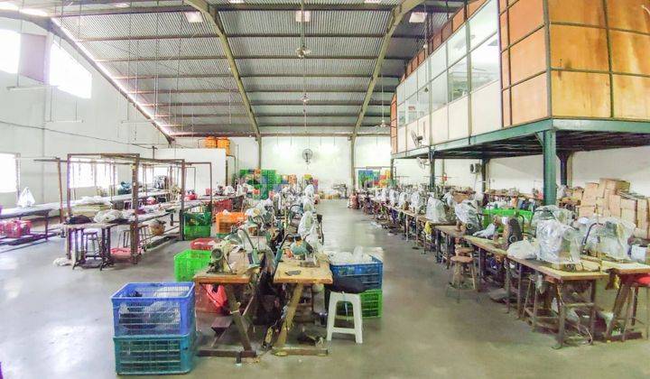 Gudang Pabrik di Dukuh Kupang Barat 2