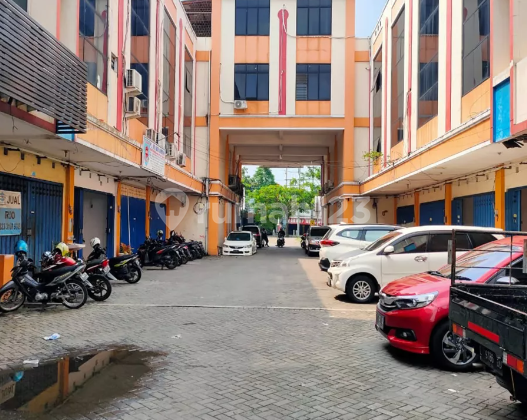Disewakan Ruko Wiyung Dalam Komplek, Dekat Royal Residence, Menganti, Citraland