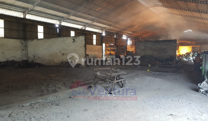 FOR SALE Iron Factory (Foundry) on Jalan Raya Bakalan, Bugul Kidul, Pasuruan FOR SALE Iron Factory (Foundry) on Jalan Raya Bakalan, Bugul Kidul, Pasuruan