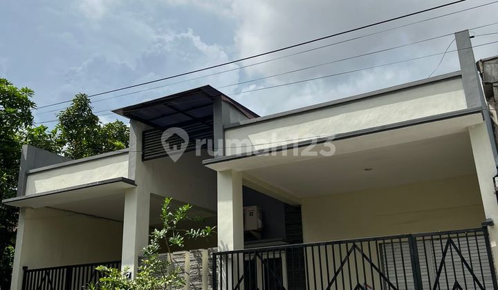 For Sale Well-Maintained Semi-Furnished Move-In Ready House in Baruk Timur, Wisma Kedung Asem near Pandugo, Penjaringan, Rungkut, Medokan.