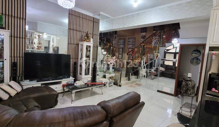 Dijual Semi Furnish Apartemen Garden Mansion Waterplace A07 dekat dengan Pakuwon Mall, PTC, Pakuwon Indah, National Hospital, Citraland, Graha Famili, Orchard, Tanglin, Anderson, Puncak Bukit Golf 2