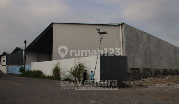 FOR RENT: STRATEGIC WAREHOUSE  Bumi Maspion Warehousing, Romokalisari