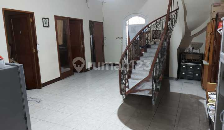 Dijual Cepat Jl. Manyar Tirtoyoso Selatan 1 Perumahan Tompotika Dekat Manyar, Merr, Arif Rahman Hakim, Hans Regency, Araya, Klampis