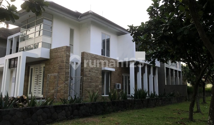 Dijual Rumah Hook Jalan Kembar di Diamond Hill Citraland Dekat Sambikerep, Lakarsantri, Lontar, Wiyung, Graha Natura, Surabaya Barat